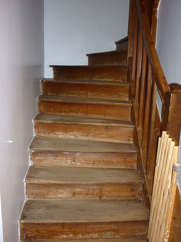 comment traiter escalier bois brut